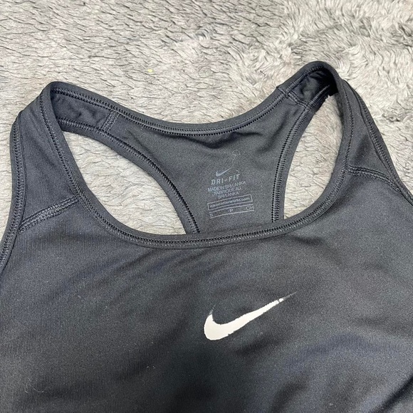 Nike sports bra size small - Picture 2 of 4